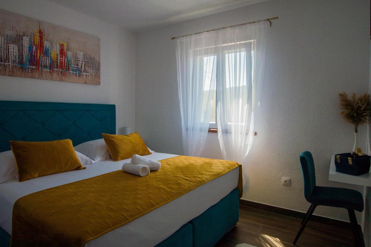 Holiday Home Moliva Donje Sitno Ngoại thất bức ảnh