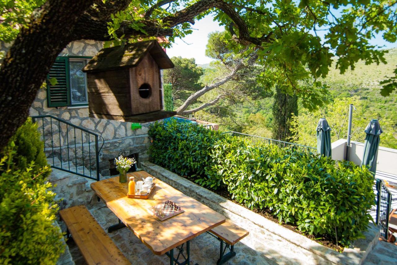 Holiday Home Moliva Donje Sitno Ngoại thất bức ảnh